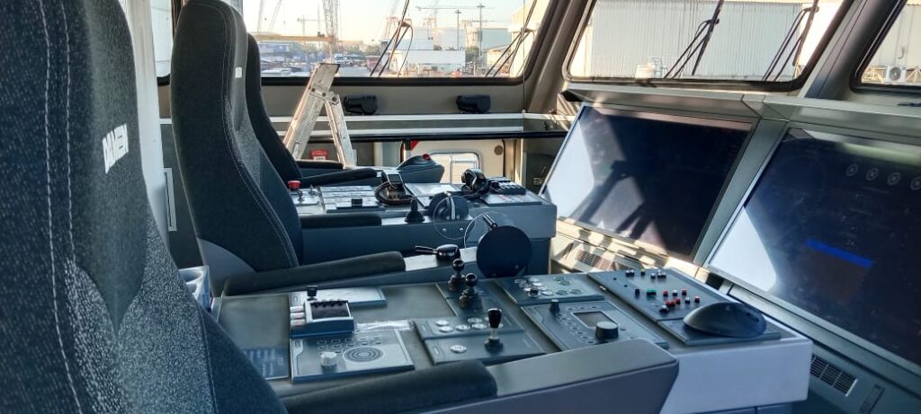 Ship cleaning services